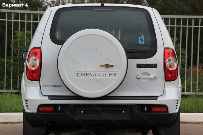 Чехол запасного колеса Chevrolet Niv@ с эмблемой Chevrolet купить недорого с доставкой в Пушкино