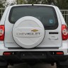 Чехол запасного колеса Chevrolet Niv@ с эмблемой Chevrolet купить недорого с доставкой в Пушкино