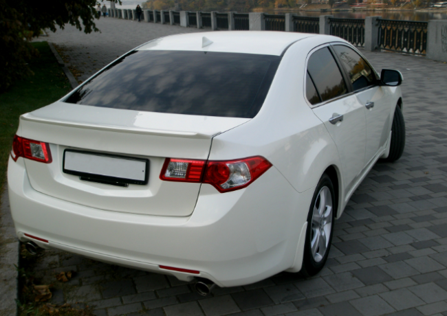 Лип спойлер на крышку багажника для Honda Accord VIII (2008-2013) купить недорого с доставкой в Пушкино